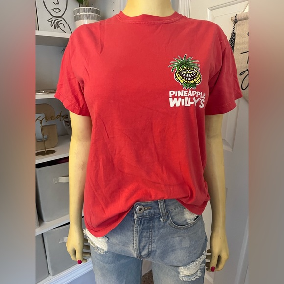 A bright dark pink Pineapple Willy’s t-shirt! - Picture 5 of 5